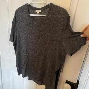 Aritzia Wilfred split hem tshirt, Size S